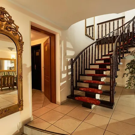 Toscania-check In 24h