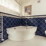 Toscania-check In 24h Bed & Breakfast