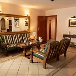 Toscania-check In 24h Bed & Breakfast Poznan