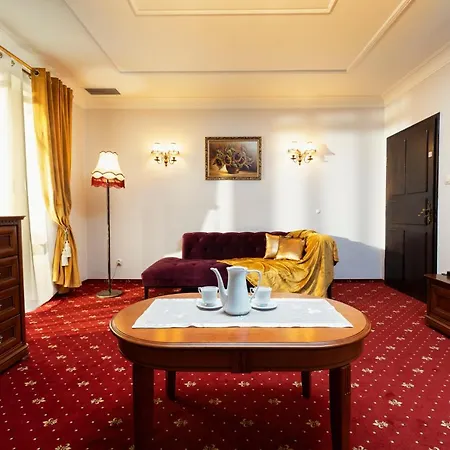Toscania-check In 24h Bed & Breakfast 3*