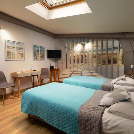 Toscania-check In 24h