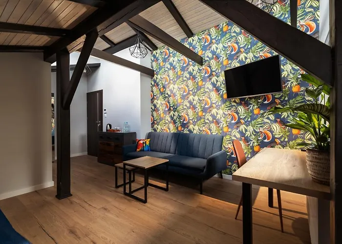 Toscania-check In 24h بوزنان